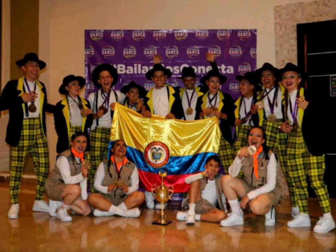 Danza Suachuna ganó en México.