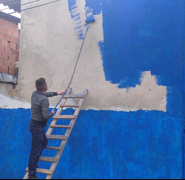 Embellecimiento artístico de espacios en Compartir Suacha. 