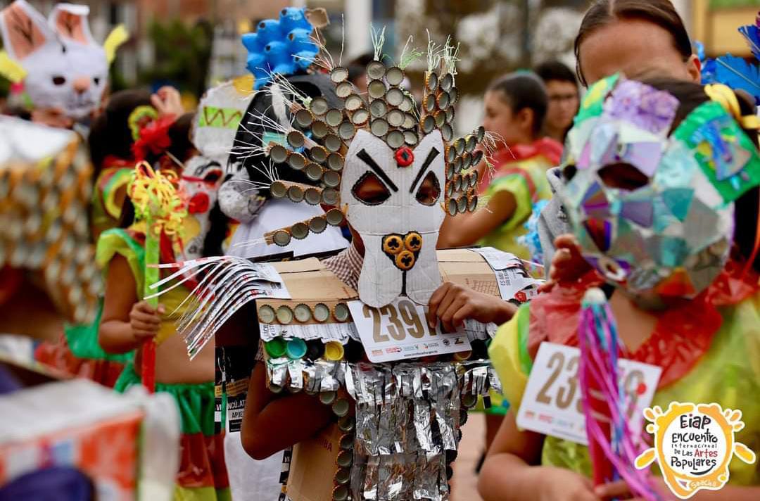 V Carnaval de Máscaras Xua en Suacha.